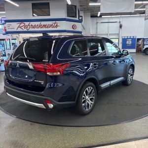 صورة 8 لـ 2018 Mitsubishi OUTLANDER SE