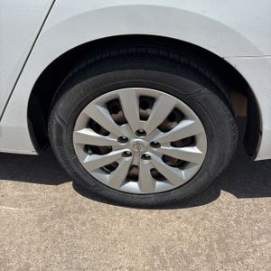 2016 Nissan SENTRA S thumbnail 18