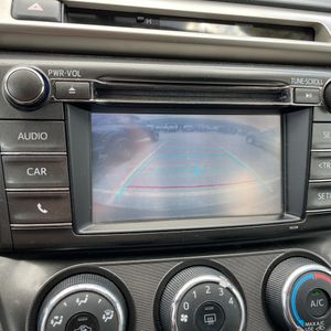 صورة 38 لـ 2015 Toyota RAV4 LE