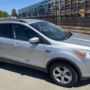 صورة مصغرة 13 لـ 2016 FORD ESCAPE SE
