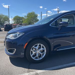 CHRYSLER PACIFICA TOURING L PLUS - 2