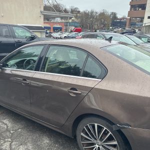 VOLKSWAGEN JETTA SEL PZEV - 6