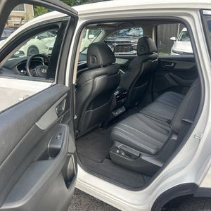 صورة 34 لـ 2023 Acura MDX SH-AWD