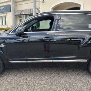 صورة 4 لـ 2019 Bentley BENTAYGA V8