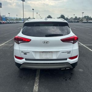 2017 Hyundai TUCSON LIMITED — фото 7