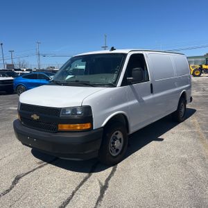CHEVROLET EXPRESS 2500 - 1