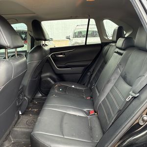 2021 Toyota RAV4 XLE PREMIUM thumbnail 34