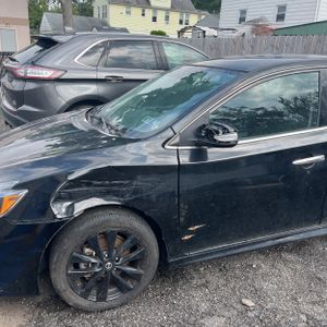2017 Nissan SENTRA SR 照片 2