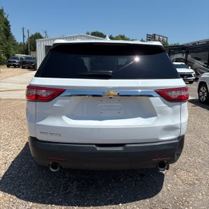 2019 Chevrolet TRAVERSE LS — фото 7