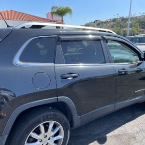 JEEP CHEROKEE LIMITED - 9