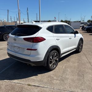 HYUNDAI TUCSON SPORT - 8