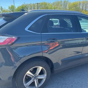 FORD EDGE SEL - 9