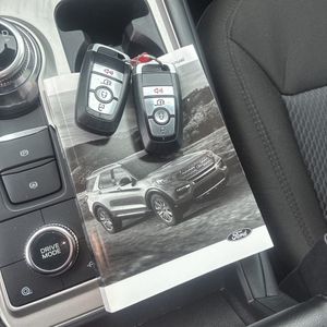 صورة مصغرة 51 لـ 2022 FORD EXPLORER XLT