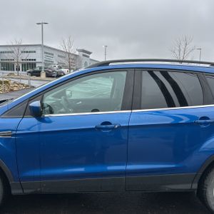 FORD ESCAPE SE - 4