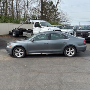 VOLKSWAGEN PASSAT SE PZEV - 3