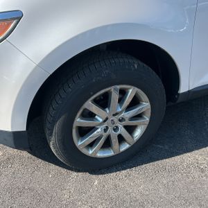 FORD EDGE LIMITED - 2