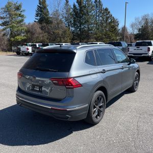 VOLKSWAGEN TIGUAN SE 4MOTION - 8