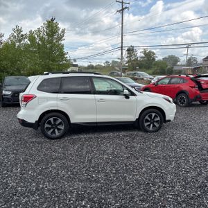 صورة 10 لـ 2017 Subaru FORESTER 2.5I PREMIUM