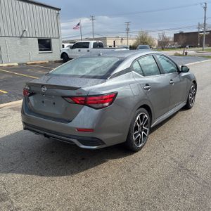 NISSAN SENTRA SR - 8