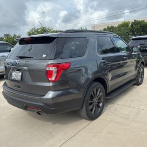 FORD EXPLORER XLT - 8