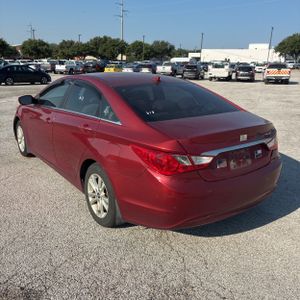 2013 Hyundai SONATA GLS 照片 5
