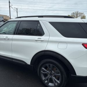 FORD EXPLORER XLT - 6