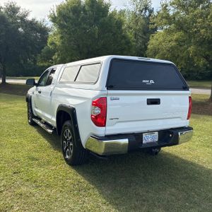 TOYOTA TUNDRA SR5 - 5