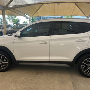 HYUNDAI TUCSON SEL - 4