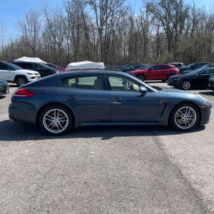 PORSCHE PANAMERA 4 - 10