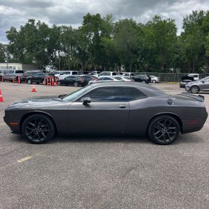 DODGE CHALLENGER SXT - 3