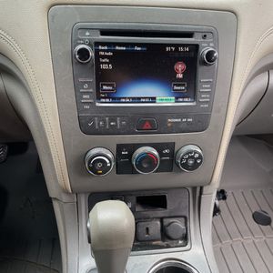 2017 Chevrolet TRAVERSE LS — миниатюра 36