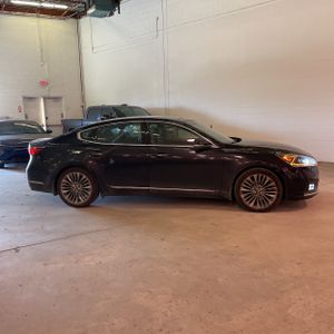 KIA CADENZA LIMITED - 10