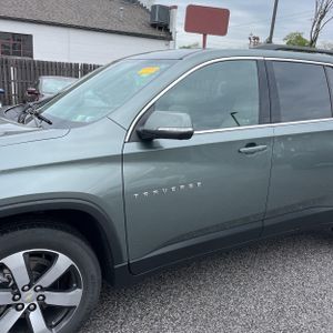 CHEVROLET TRAVERSE LT LEATHER - 2