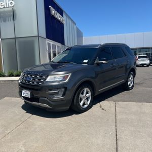 FORD EXPLORER XLT - 1