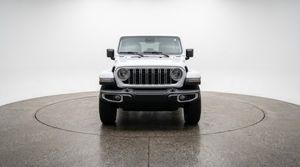صورة 2 لـ 2025 JEEP WRANGLER SAHARA