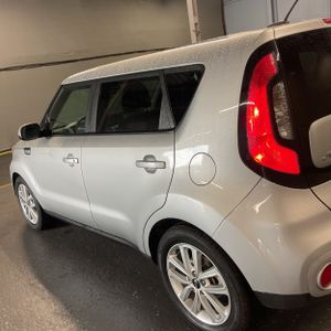 2019 KIA SOUL + — фото 6