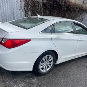 HYUNDAI SONATA GLS - 9