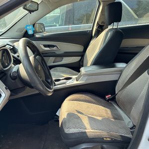صورة مصغرة 31 لـ 2011 Chevrolet EQUINOX LS
