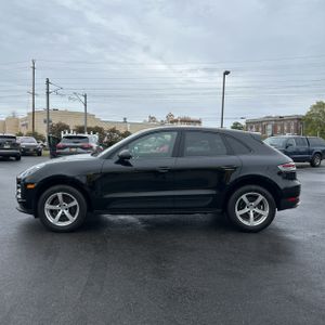 PORSCHE MACAN BASE - 3