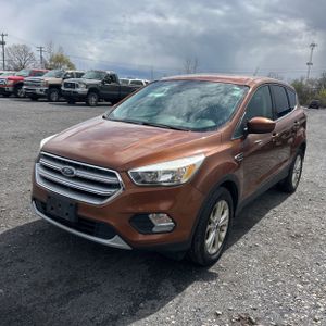 FORD ESCAPE SE - 1