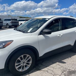 FORD ESCAPE SE - 2