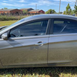 HYUNDAI SONATA SE - 4