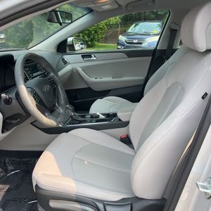 2015 Hyundai SONATA SE — миниатюра 31