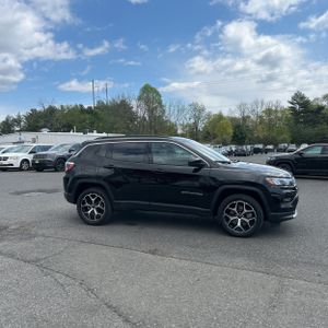 JEEP COMPASS LIMITED 4X4 - 10