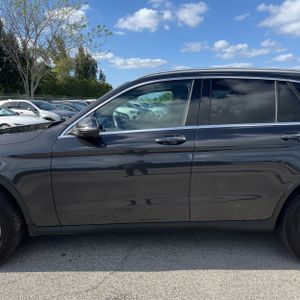 MERCEDES-BENZ GLC - 4