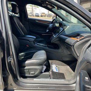2019 Lincoln MKC SELECT 照片 32