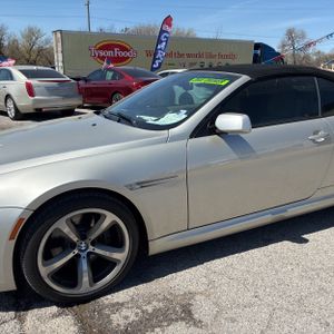 BMW 6-SERIES 650I - 2