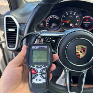 2020 Porsche CAYENNE BASE — миниатюра 32