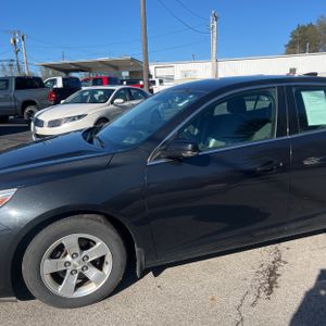 CHEVROLET MALIBU LT - 2