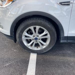 صورة مصغرة 17 لـ 2018 FORD ESCAPE SE